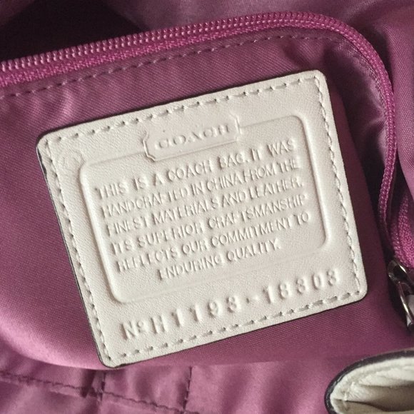 COACH Kristin Spectator Handbag  with 🐍  EXPANDABLE  Sides  👀 EUC - Picture 9 of 10